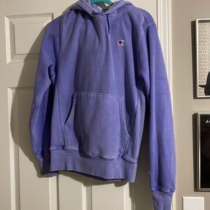 Urban outfitters x champion lilac sweatshirt size s